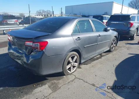 2013 Toyota Camry Se z USA, uszkodzony, nr VIN 4T1BF1FK3DU212181